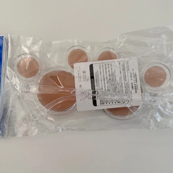 Tokyo Disney Resort Mickey Mouse Clear Frame Sunglasses - Picture 3 of 4